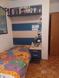 Letto singolo per cameretta con boiserie