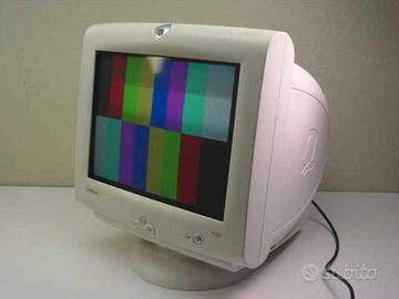 Compaq Presario MV740 17" Flat Vintage Monitor