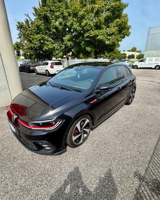 Volkswagen Polo 2.0 TSI DSG GTI