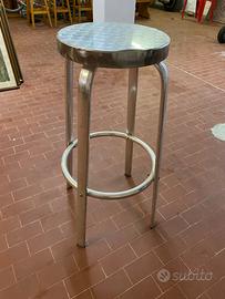 Sgabello in alluminio