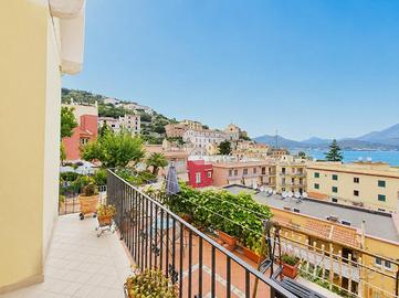 3 LOCALI A GAETA