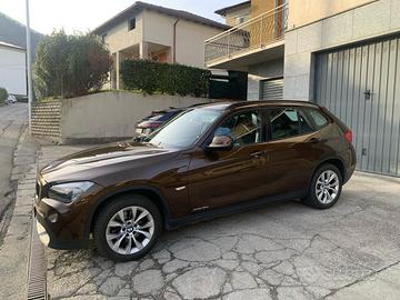 BMW X1 E84 xdrive18d Attiva