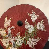 Ombrello parasole orientale vintage dipinto a mano