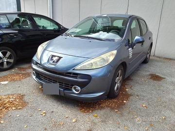 Peugeot 207 1.4 HDI 5p 70 CV diesel