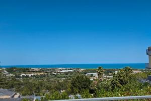 Terreno edificabile con casa indipendente