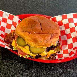 Kebab panini smash hamburger possibilita pizzeria