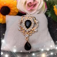 Spilla vintage in metallo 