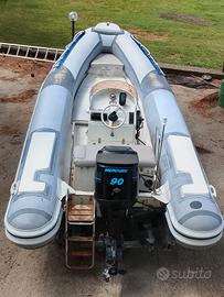 gommone 600 Mercury 90 HP optimax e carrel
