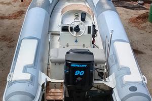 gommone 600 Mercury 90 HP optimax e carrel