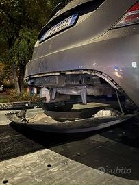auto lancia ypsilon incidentata