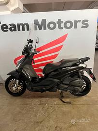 Piaggio Beverly 300