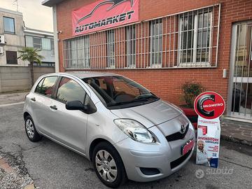 Toyota Yaris 1.0 69CV