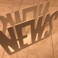 Portariviste News in Perspex