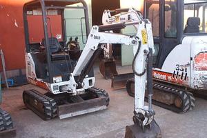 MiniEscavatore usato BOBCAT 322