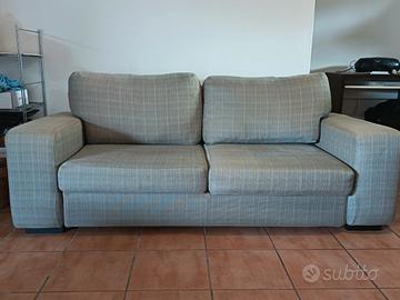 Divano grigio in tessuto Chateau d'ax 3 posti 