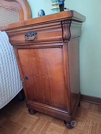comodini legno noce fine