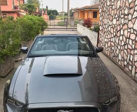 Ford mustang coupè cabrio