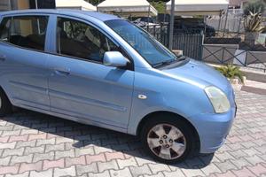 KIA PICANTO 1.1 BENZ CLIMA