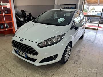 Ford Fiesta 1.4 5 porte Bz.- GPL Black & White Edi