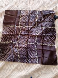 Foulard Guess da donna in pura seta nuovo