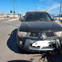 mitsubishi L200 2008