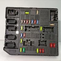 CENTRALINA PORTA FUSIBILI RENAULT Scenic X MOD 284