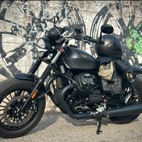 Moto Guzzi Bobber V9 Special Edition 2024 2.900km