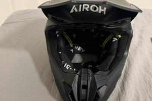 Casco AIROH Twist 3 M – Pari al nuovo ECE 22.06
