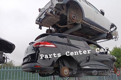 Ricambi e scocca per taglio lamiera Renault Clio