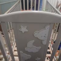 Lettino per bambini e 2 materassi