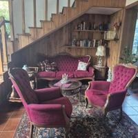 divano rosso legno massello anni 80