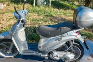 scooter liberty 150