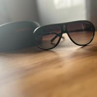 Occhiali da sole vecchio modello carrera