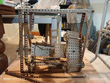 Vecchio MECCANO tre scatole + MECCANO in plastica