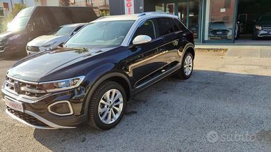 VOLKSWAGEN T-Roc 2.0 tdi Style DSG "MATRIX"ACC"