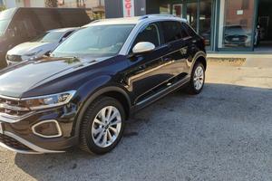 VOLKSWAGEN T-Roc 2.0 tdi Style DSG "MATRIX"ACC"