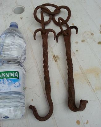 Catena da camino antica