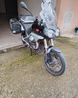 Moto Guzzi Stelvio 1200