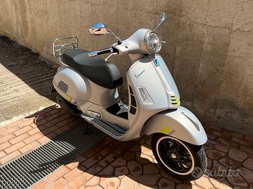 Vespa GTS SuperTech 300 hpe
