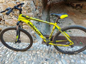 Mountain bike Mirage con deragliatore da sosti