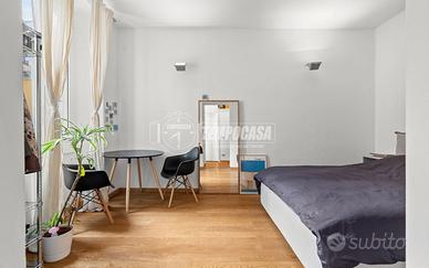 GRAZIOSO MONOLOCALE!