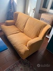 Divano 2 posti usato