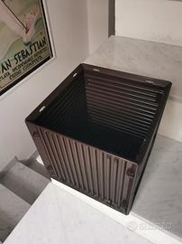 Cestino/fioriera Synthesis Olivetti Sottsas