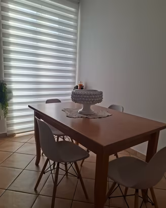 tavolo per sala da pranzo + 4 sedie 