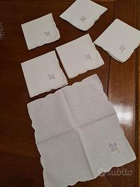 6 tovagliolini in lino ricamati a mano