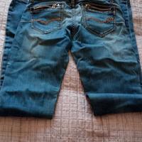 pantaloni jeans 