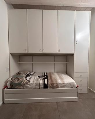 Armadio con letto