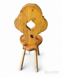 Sedia vintage tirolese intarsiata, legno massello