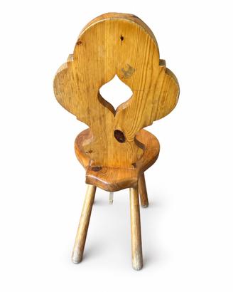 Sedia vintage tirolese intarsiata, legno massello