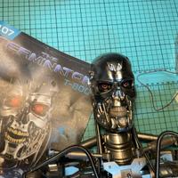 Action Figure TERMINATOR T-800 Hachette 1/2